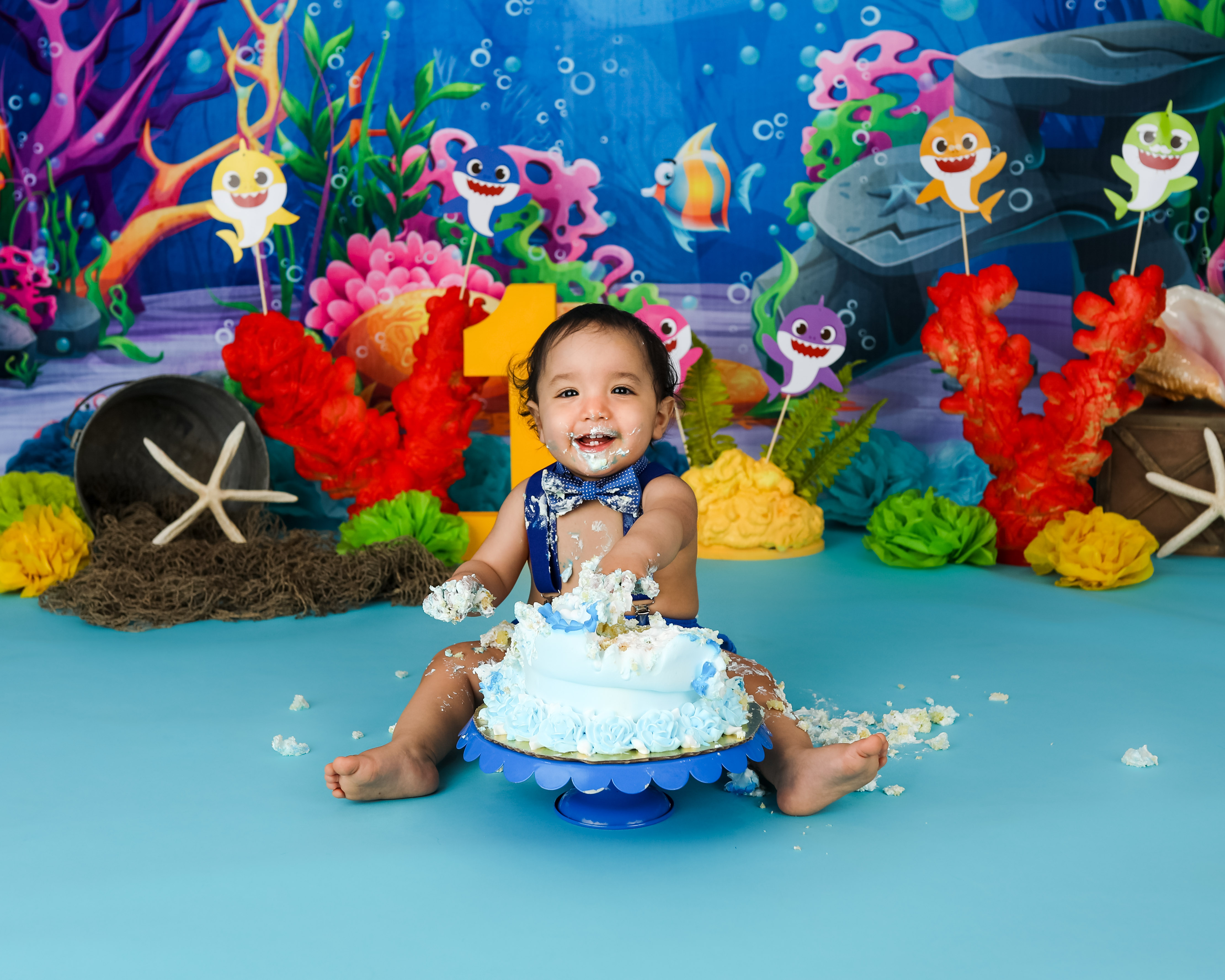 Becci Hethcoat Photography-Cake Smash Session Photographer-Wheaton--27