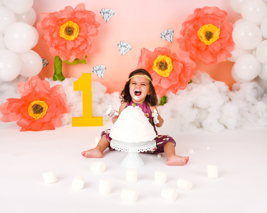 Becci Hethcoat Photography-Cake Smash Photographer-Wheaton-24